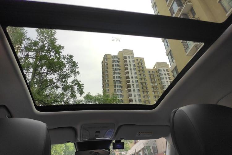 Used Hongqi HS5 2019 2.0T Smart Connect Flagship All-Wheel-Drive Version Headliner