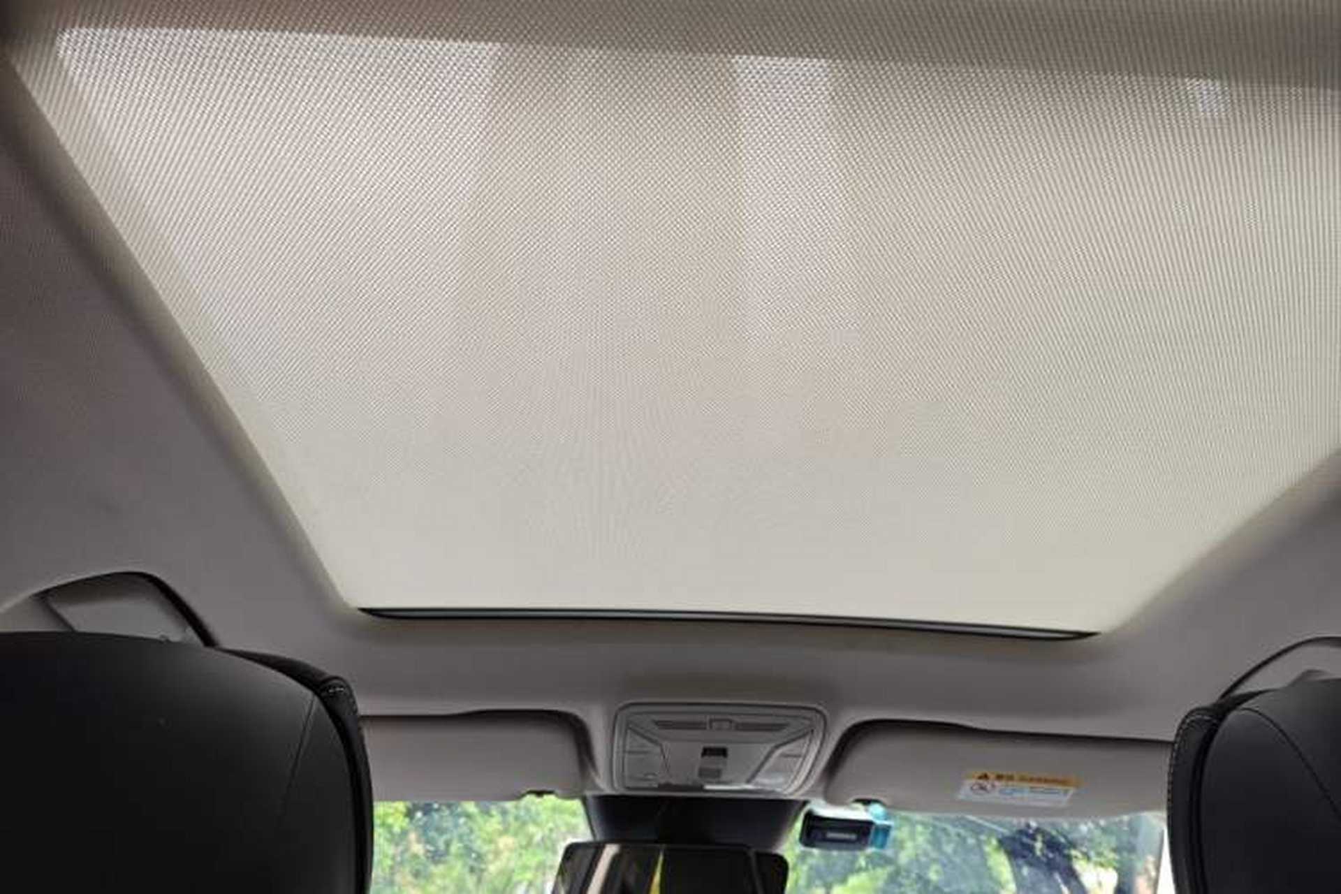 Used Hongqi HS5 2019 2.0T Smart Connect Flagship All-Wheel-Drive Version Headliner