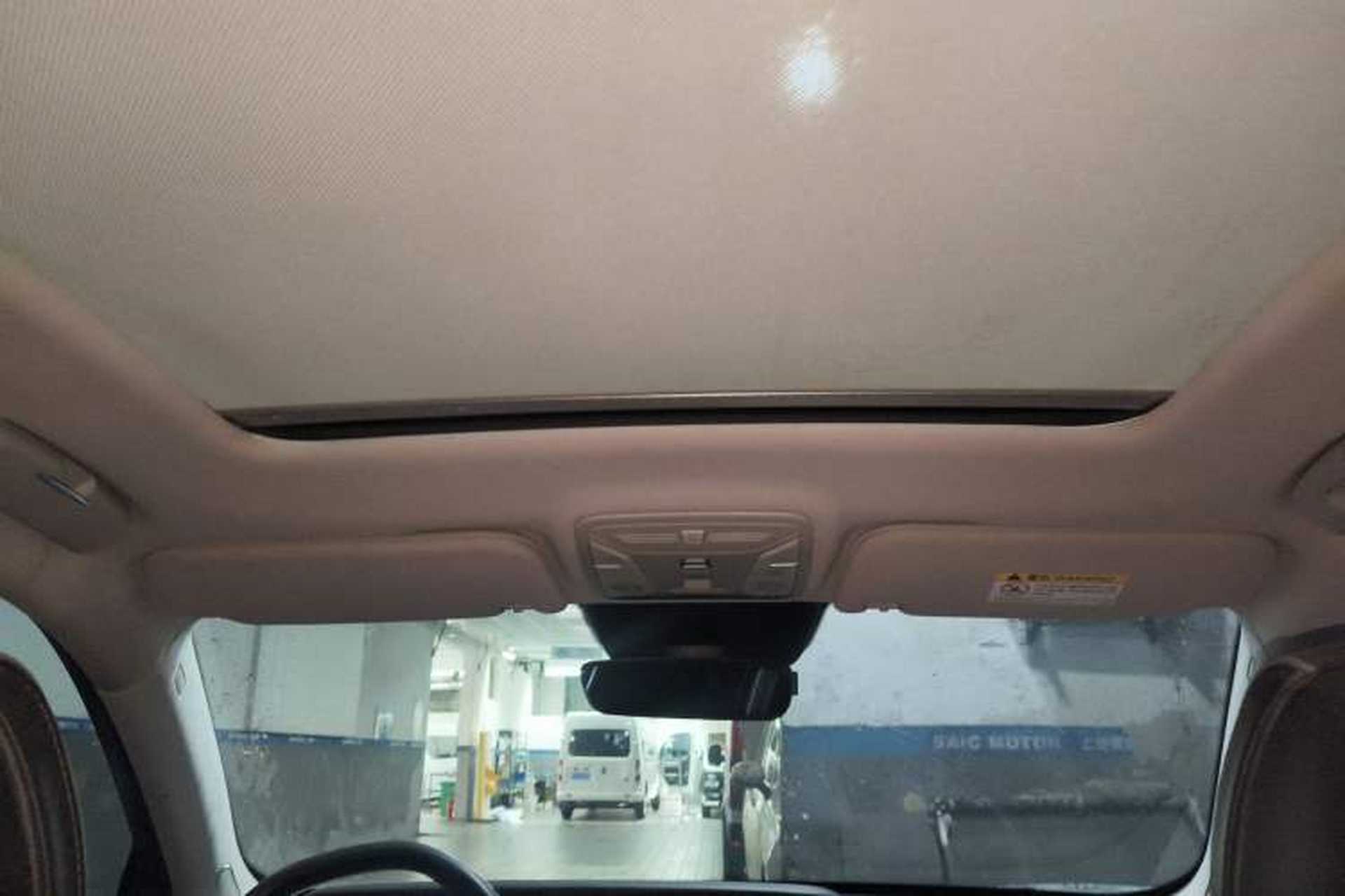 Used Hongqi HS5 2019 2.0T Smart Connect Flagship All-Wheel-Drive Version Headliner