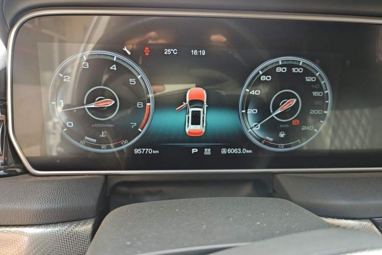 Used Hongqi HS5 2019 2.0T Smart Connect Flagship All-Wheel-Drive Version Instrument Cluster