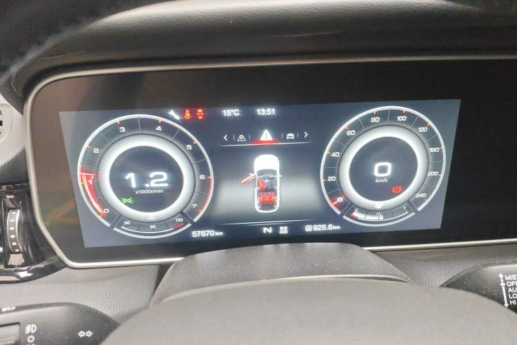 Used Hongqi HS5 2019 2.0T Smart Connect Flagship Edition Instrument Cluster