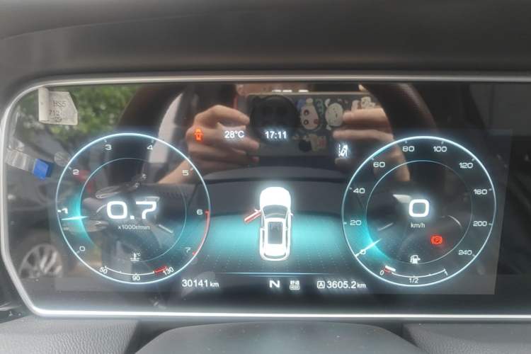 Used Hongqi HS5 2019 2.0T Smart Connect Flagship Edition Instrument Cluster