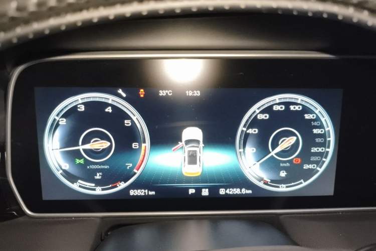 Used Hongqi HS5 2019 2.0T Smart Connect Flagship Edition Instrument Cluster