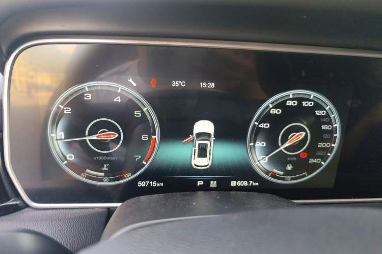 Used Hongqi HS5 2019 2.0T Smart Connect Flagship All-Wheel-Drive Version Instrument Cluster