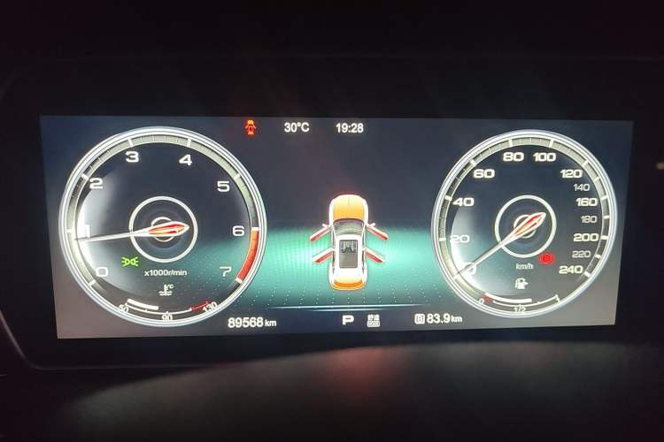 Used Hongqi HS5 2019 2.0T Smart Connect Flagship All-Wheel-Drive Version Instrument Cluster