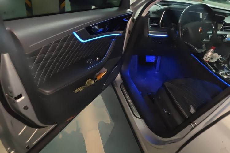 Used Hongqi HS5 2019 2.0T Smart Connect Flagship Edition Interior 3