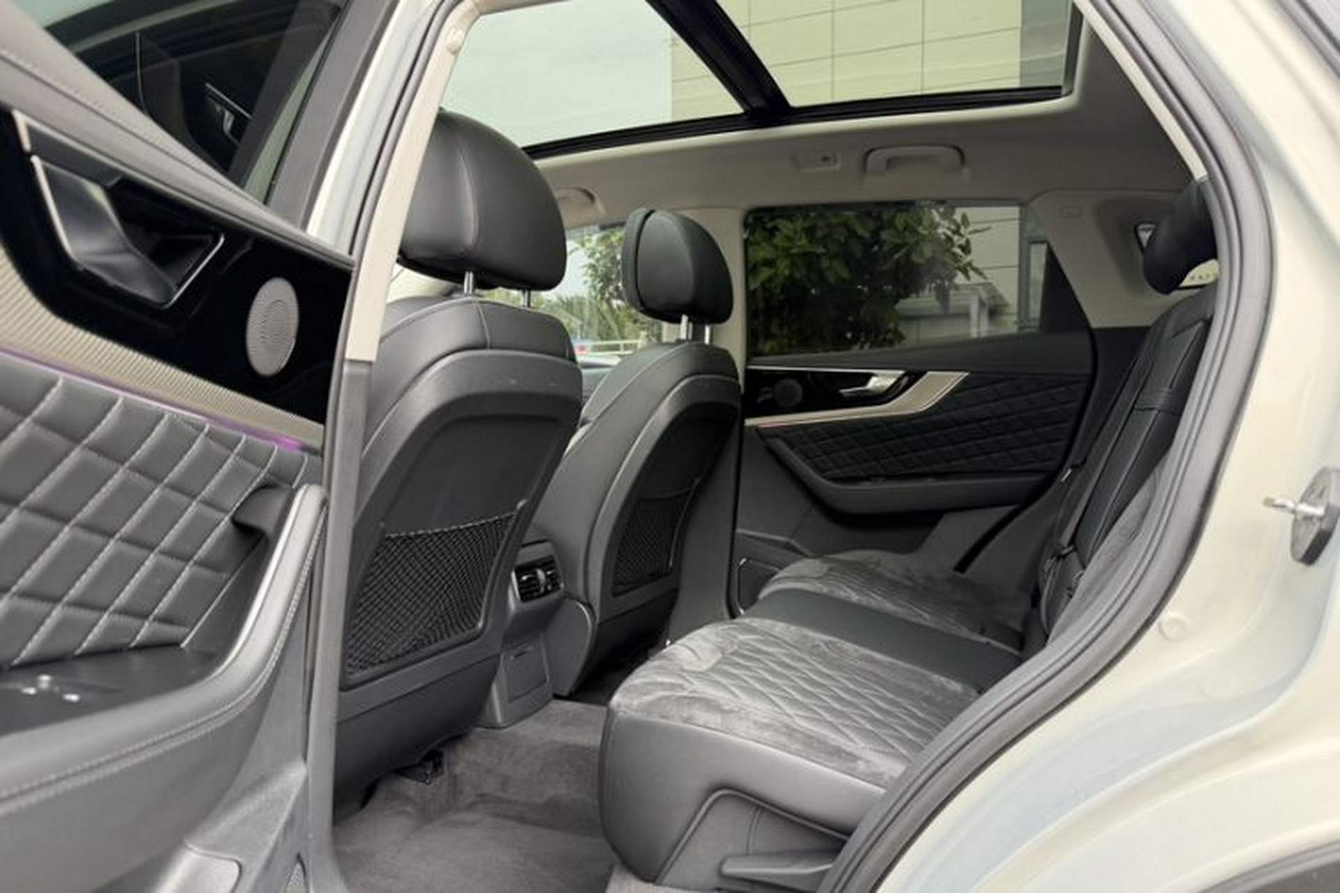 Used Hongqi HS5 2019 2.0T Smart Connect Flagship All-Wheel-Drive Version Interior 3