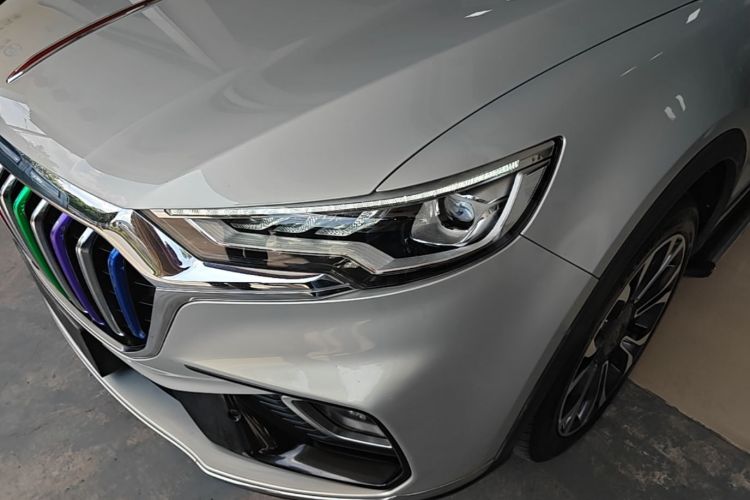 Used Hongqi HS5 2019 2.0T Smart Connect Flagship All-Wheel-Drive Version Left Front Headlight