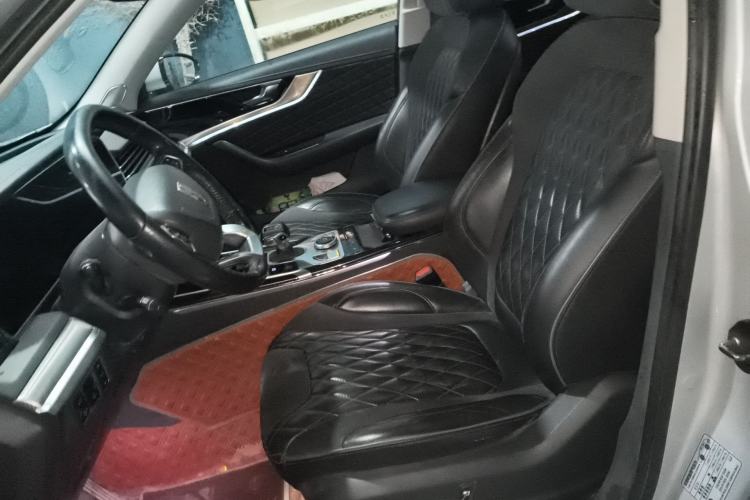 Used Hongqi HS5 2019 2.0T Smart Connect Flagship All-Wheel-Drive Version Left Front Seat