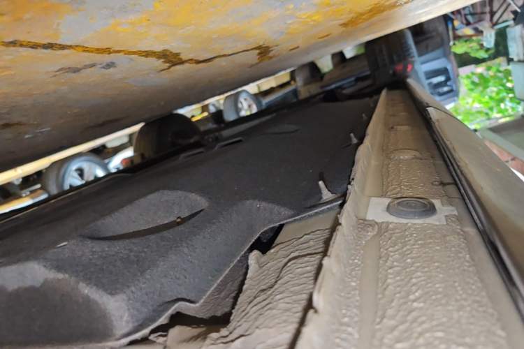 Used Hongqi HS5 2019 2.0T Smart Connect Flagship Edition Left Side Sill