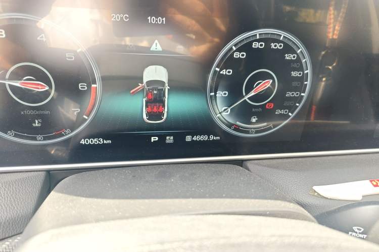 Used Hongqi HS5 2019 2.0T Smart Connect Flagship Edition Odometer Close Up