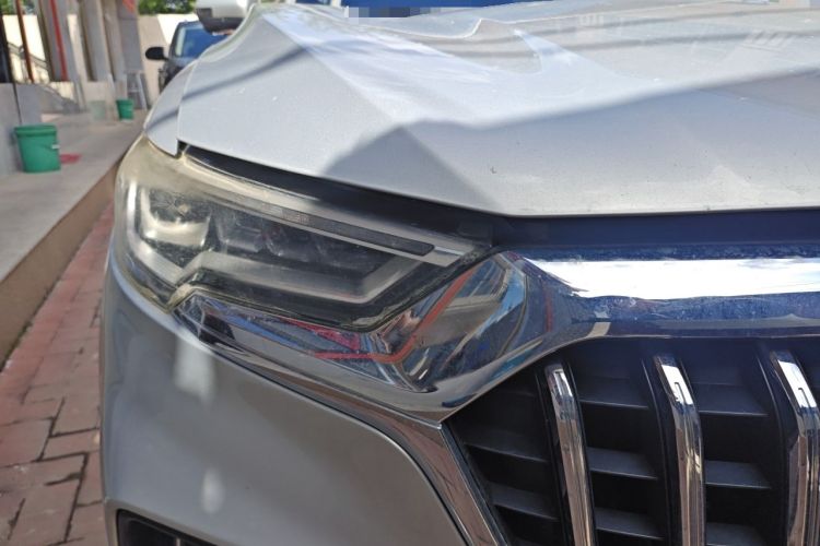 Used Hongqi HS5 2019 2.0T Smart Connect Flagship All-Wheel-Drive Version Right Front Headlight