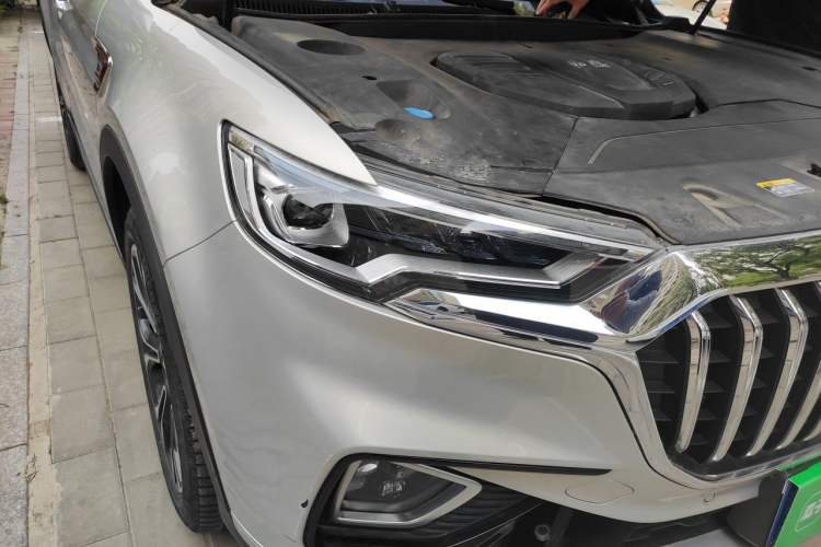 Used Hongqi HS5 2019 2.0T Smart Connect Flagship All-Wheel-Drive Version Right Front Headlight