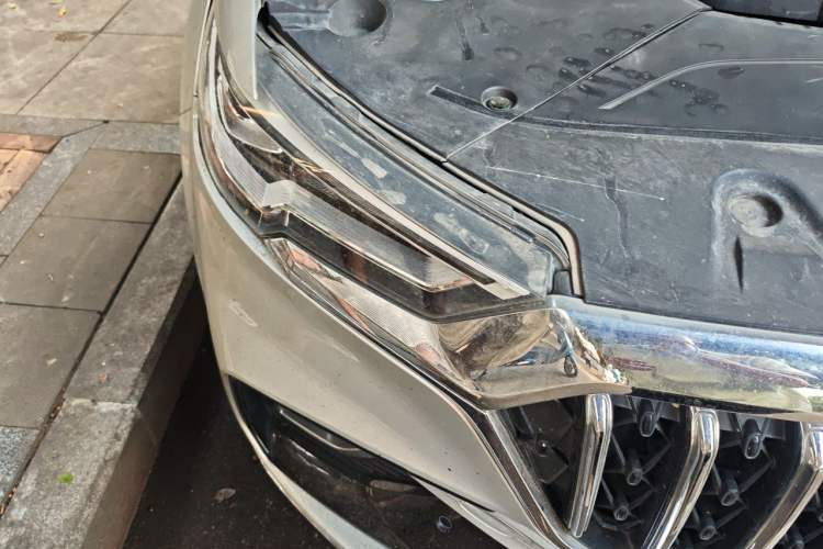 Used Hongqi HS5 2019 2.0T Smart Connect Flagship Edition Right Front Headlight