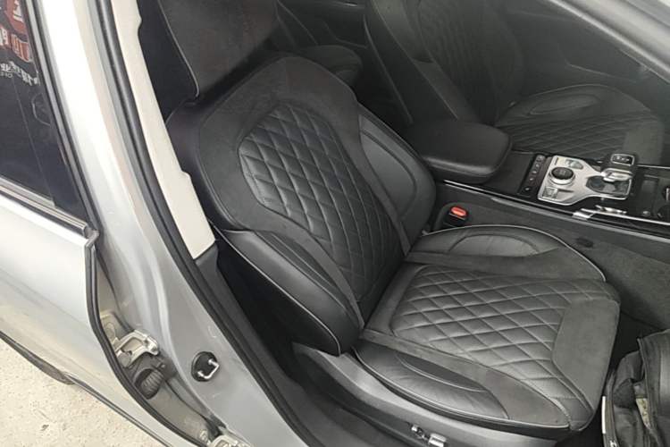 Used Hongqi HS5 2019 2.0T Smart Connect Flagship Edition Right Front Seat