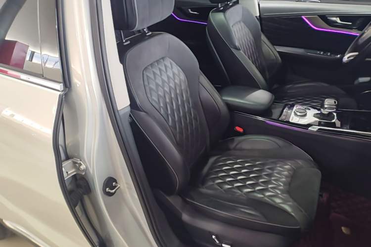 Used Hongqi HS5 2019 2.0T Smart Connect Flagship Edition Right Front Seat