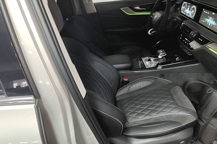 Used Hongqi HS5 2019 2.0T Smart Connect Flagship Edition Right Front Seat