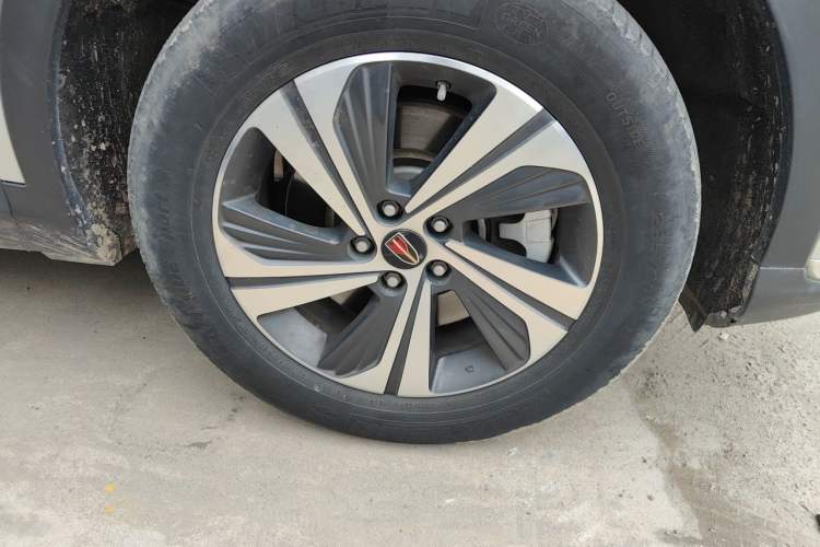 Used Hongqi HS5 2019 2.0T Smart Connect Flagship Edition Right Front Wheel Hub