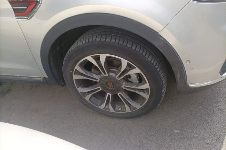 Used Hongqi HS5 2019 2.0T Smart Connect Flagship Edition Right Front Wheel Hub
