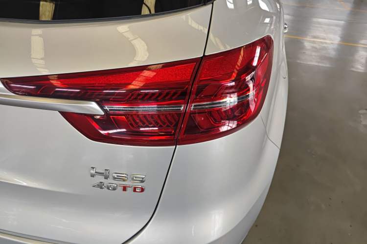 Used Hongqi HS5 2019 2.0T Smart Connect Flagship Edition Right Rear Taillight
