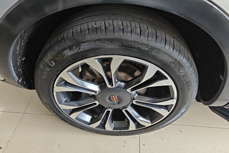 Used Hongqi HS5 2019 2.0T Smart Connect Flagship All-Wheel-Drive Version Right Rear Wheel Hub
