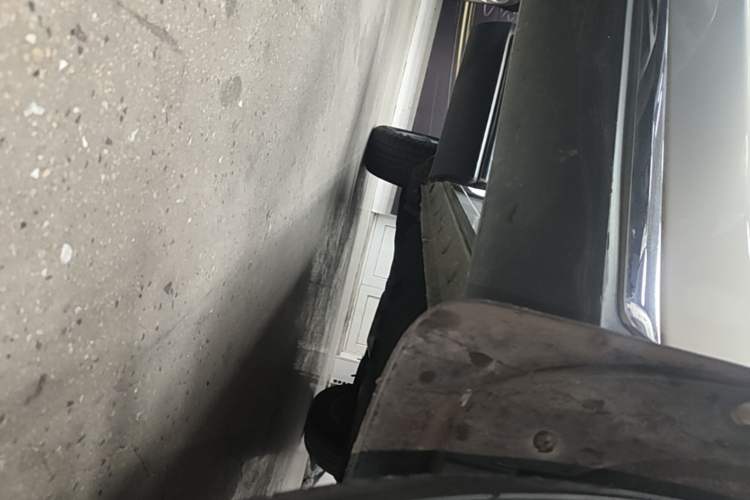 Used Hongqi HS5 2019 2.0T Smart Connect Flagship Edition Right Side Sill