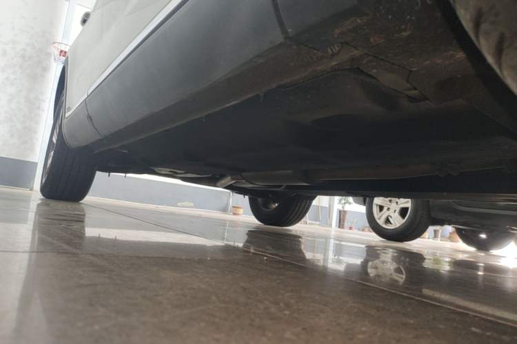 Used Hongqi HS5 2019 2.0T Smart Connect Flagship Edition Right Side Sill