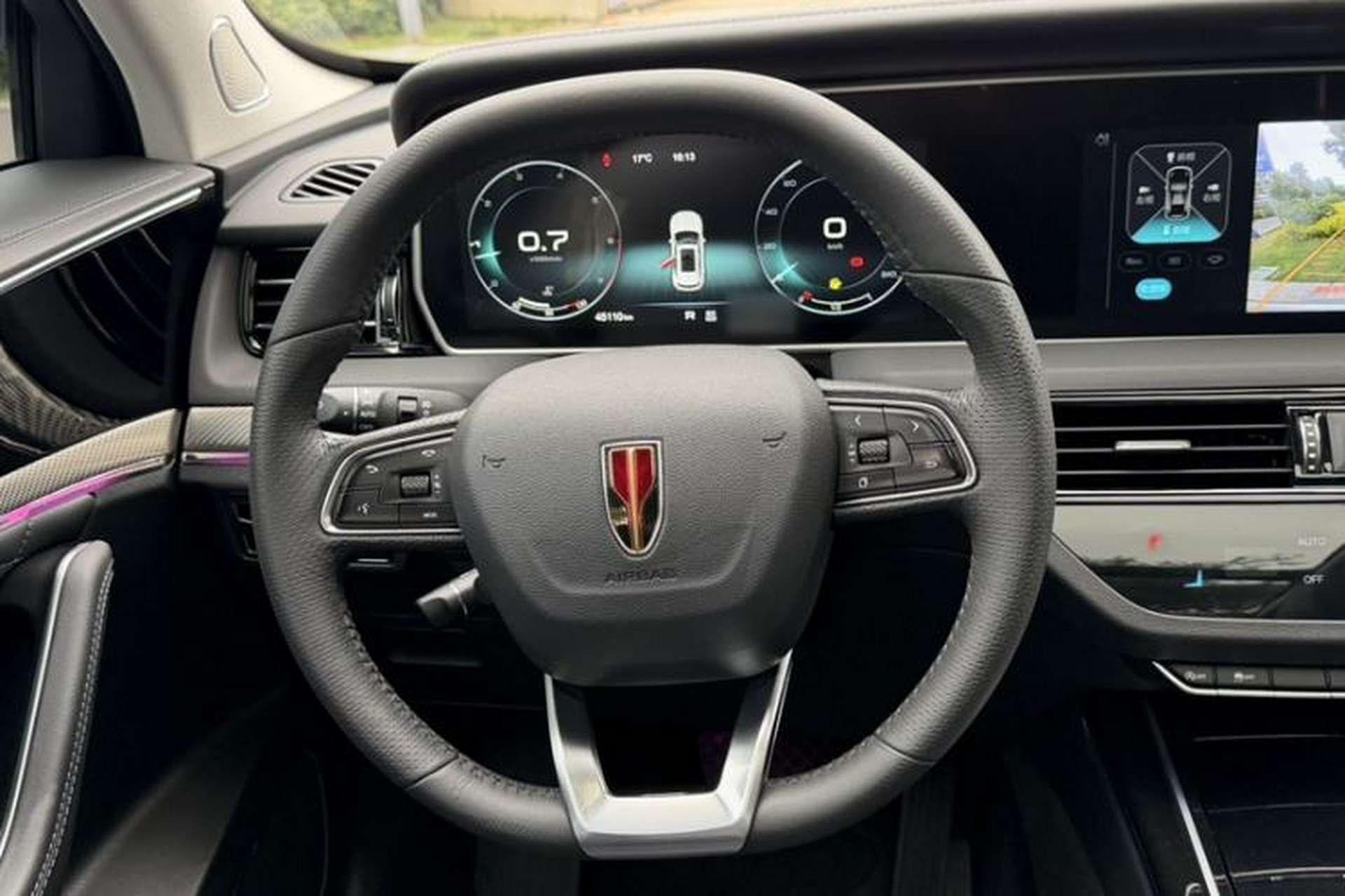 Used Hongqi HS5 2019 2.0T Smart Connect Flagship All-Wheel-Drive Version Steering Wheel