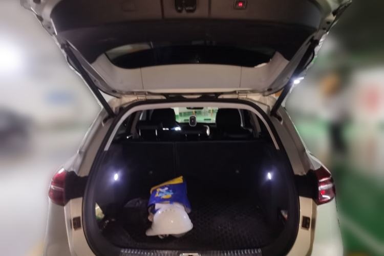 Used Hongqi HS5 2019 2.0T Smart Connect Flagship All-Wheel-Drive Version Trunk