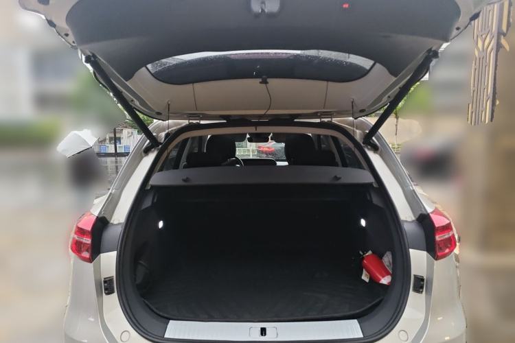Used Hongqi HS5 2019 2.0T Smart Connect Flagship Edition Trunk