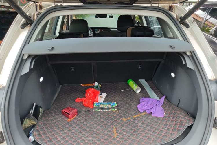 Used Hongqi HS5 2019 2.0T Smart Connect Flagship Edition Trunk
