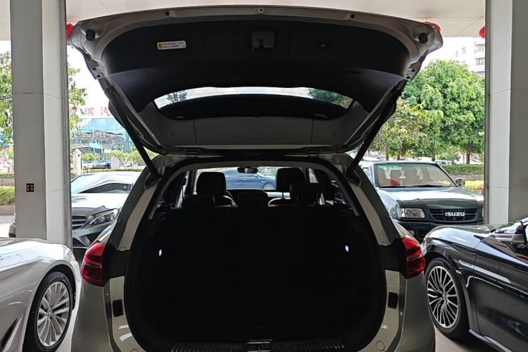 Used Hongqi HS5 2019 2.0T Smart Connect Flagship All-Wheel-Drive Version Trunk