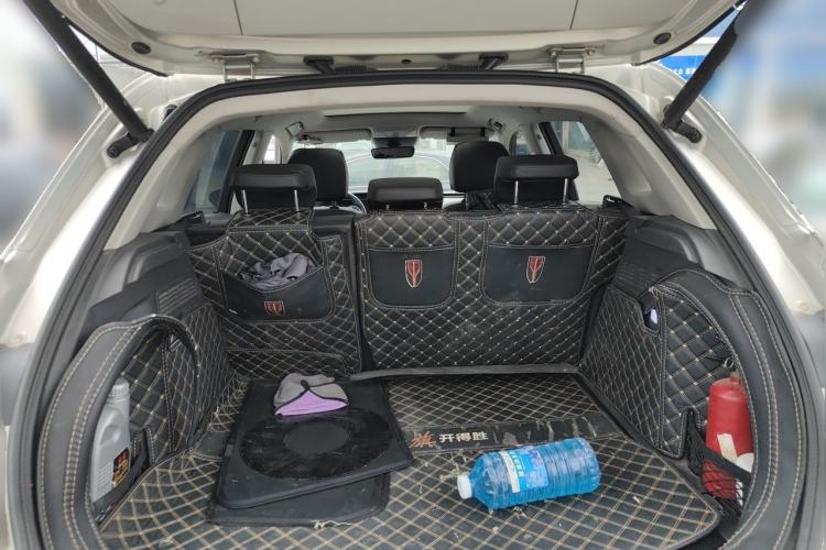 Used Hongqi HS5 2019 2.0T Smart Connect Flagship Edition Trunk