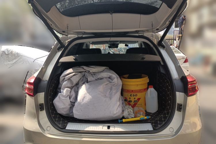 Used Hongqi HS5 2019 2.0T Smart Connect Flagship Edition Trunk