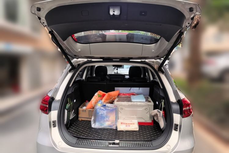 Used Hongqi HS5 2019 2.0T Smart Connect Flagship Edition Trunk