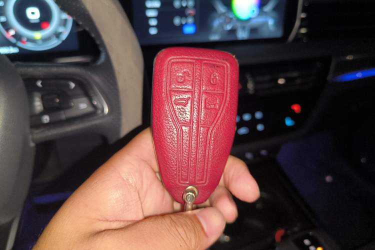 Used Hongqi HS5 2019 2.0T Smart Connect Flagship Edition Vehicle Key