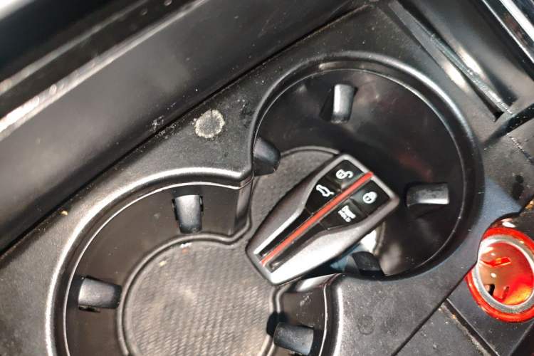 Used Hongqi HS5 2019 2.0T Smart Connect Flagship Edition Vehicle Key