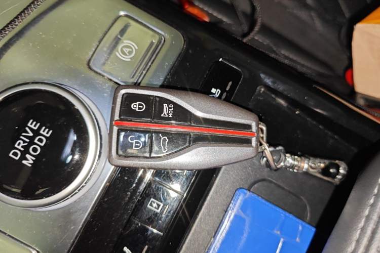 Used Hongqi HS5 2019 2.0T Smart Connect Flagship Edition Vehicle Key