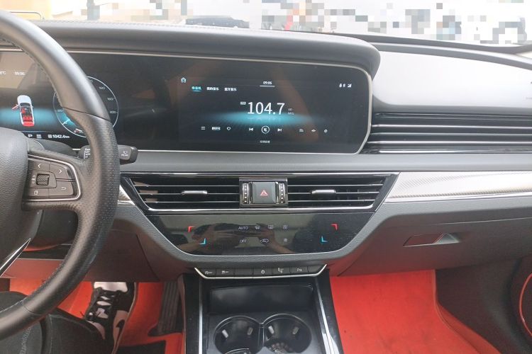 Used Hongqi HS5 2019 2.0T Smart Connect Flagship All-Wheel-Drive Version Audio And AC Panel
