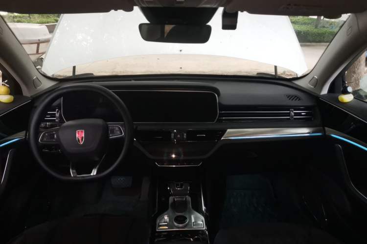 Used Hongqi HS5 2019 2.0T Smart Connect Flagship Edition Center Console