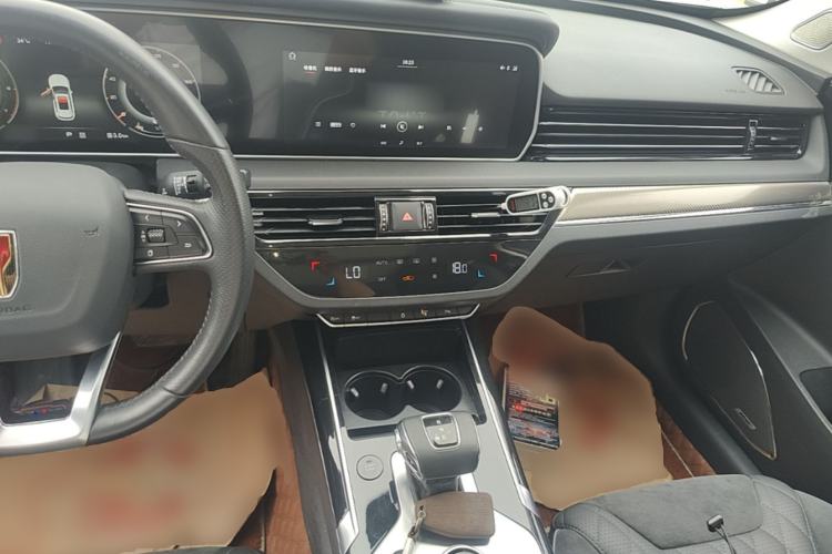 Used Hongqi HS5 2019 2.0T Smart Connect Flagship Edition Center Console