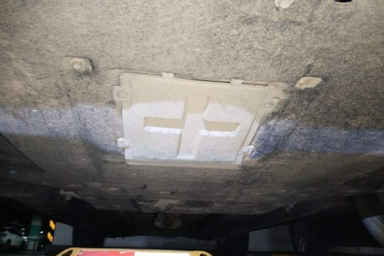 Used Hongqi HS5 2019 2.0T Smart Connect Flagship All-Wheel-Drive Version Chassis Front