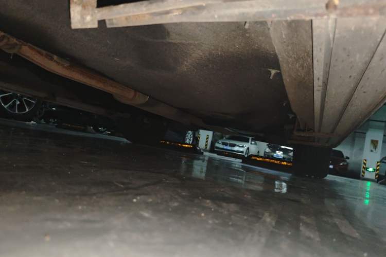 Used Hongqi HS5 2019 2.0T Smart Connect Flagship Edition Chassis Front Left