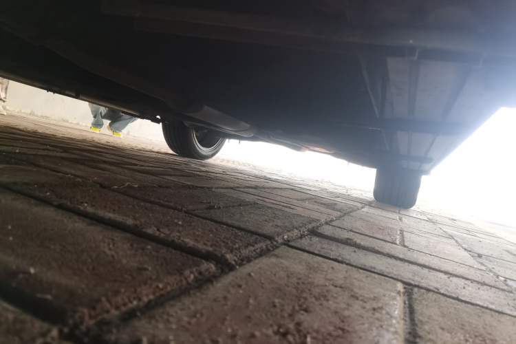Used Hongqi HS5 2019 2.0T Smart Connect Flagship All-Wheel-Drive Version Chassis Front Left