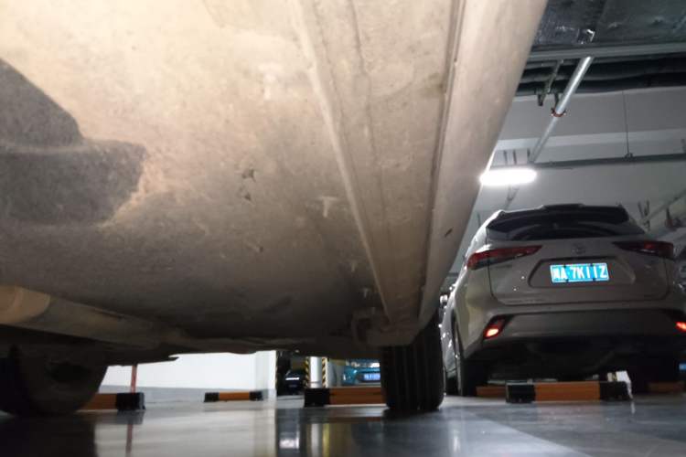 Used Hongqi HS5 2019 2.0T Smart Connect Flagship Edition Chassis Front Left