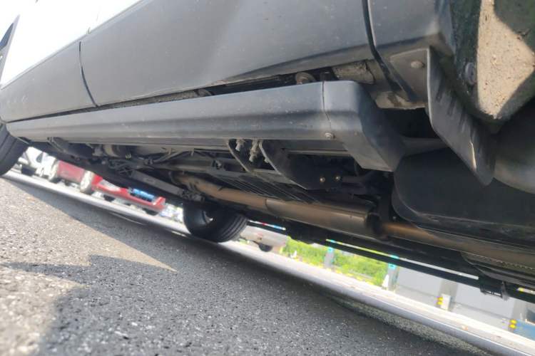 Used Hongqi HS5 2019 2.0T Smart Connect Flagship All-Wheel-Drive Version Chassis Rear Left