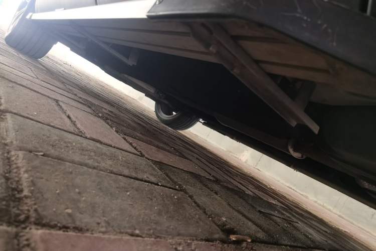 Used Hongqi HS5 2019 2.0T Smart Connect Flagship All-Wheel-Drive Version Chassis Rear Left
