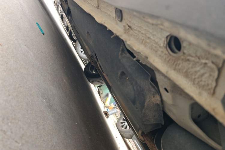 Used Hongqi HS5 2019 2.0T Smart Connect Flagship Edition Chassis Rear Left