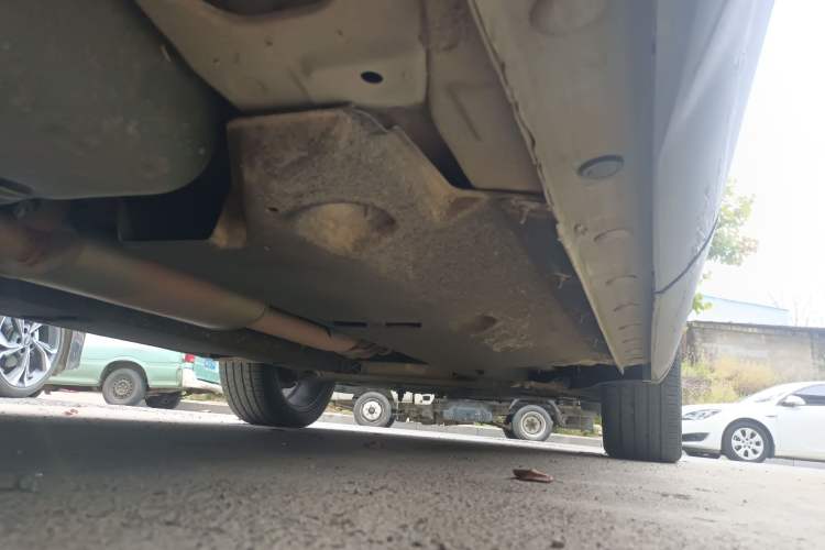 Used Hongqi HS5 2019 2.0T Smart Connect Flagship All-Wheel-Drive Version Chassis Rear Right