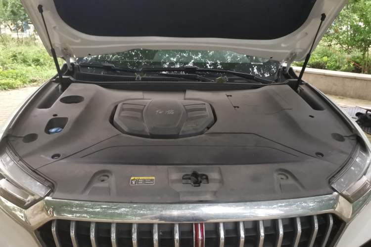 Used Hongqi HS5 2019 2.0T Smart Connect Flagship Edition Engine Bay
